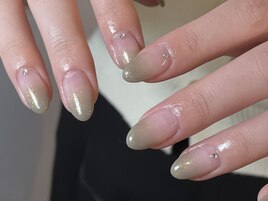 グレージュネイル