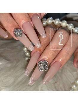プライベートネイルサロンT2 横浜の写真/長さ出しスカルプもお任せ☆綺麗めシンプル～派手なギャルネイルまで自由自在！理想の指先を叶えます◎