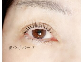 カラー(KOLOR)/まつげパーマ