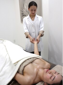 エスグレース 心斎橋(S.grace)/ヘッドスパ痩身バストケアリンパ