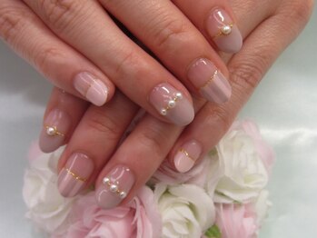 ネイルサロン ビー トライアングル 神楽坂店(B'triangle)/定額シンプルアートジェル