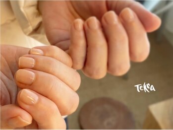 テケア(TEKEA)/自爪感コート（マニキュア）