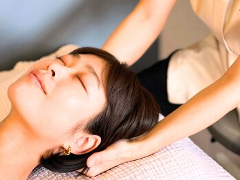 リロット(relot)/頭痛肩こりには首の動きも重要！