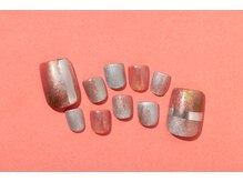 ヴァンネイル みなとみらい馬車道(VINGT NAIL)/*上品なラメ感♪フットネイル*