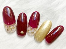 この季節にぴったりなデザインやカラー、多数ご用意しています。