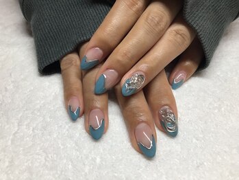 イリスネイル(IRIS NAIL)/