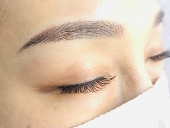 ブブ(BluBlu)の写真/【パリジェンヌラッシュリフト￥6600】眉毛メニューとセットで目元の印象UP★繊細な技術で丁寧にお仕上げ♪