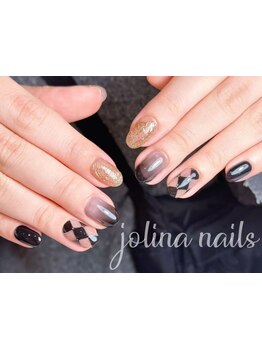 ショートネイルデザインが豊富