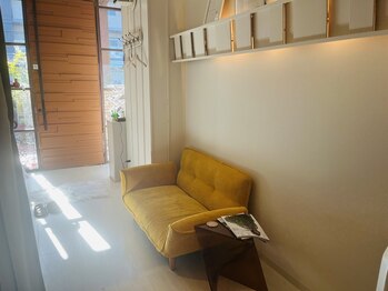 リリースブロウ(Release Brow)/←待合となります。