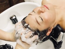 ルアナ(Luana)/ヘッドスパの第一人者から学んだ