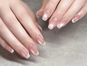 ナイアンエルアネイル(naian elua nail)/マグネット+フレンチ