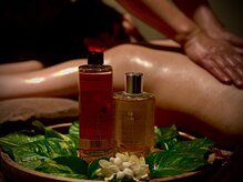 シックスツリー(Six tree)/アロマオイルの香りに包まれて