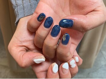 カーティシーネイルズ(curtisii NAILS)/