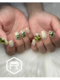 クローバーネイル