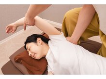 サロンラソ(lazo)/[17] 肩甲骨矯正をしていきます