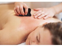 リンパテラピーアオ(Lymph Therapy Ao)の雰囲気（オールハンド×カッサの相乗効果!溜まった疲れをゴリゴリ排出）