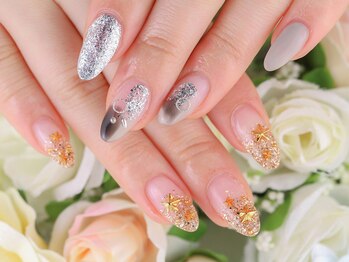 フラッシュネイル SORIO宝塚店/除去付アートし放題◇