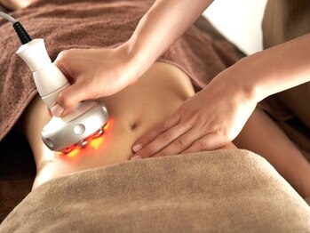 リークス(Reax)の写真/しつこいお肉がなかなか落ちないという方に！お腹周りやヒップ、脚など部位ごとの引き締めも◎