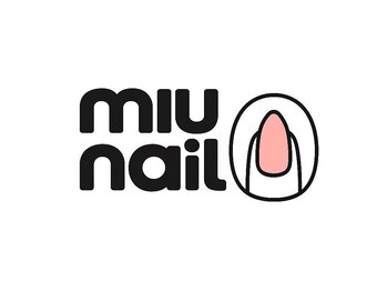 ミウネイル(MIU nail)の写真/縦長美爪が叶う長さ出しが人気♪モード系も大人可愛いも◎美シルエットで細見えする指先に大変身！