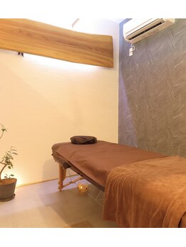 ココロ(KOKORO)の写真/【西新駅徒歩6分】完全個室バリニーズリンパマッサージ。芯から温まり全身の巡りを整える、静寂の休息を。
