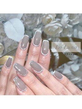 ラルーナ(La Luna)/ワンカラー★担当スサ