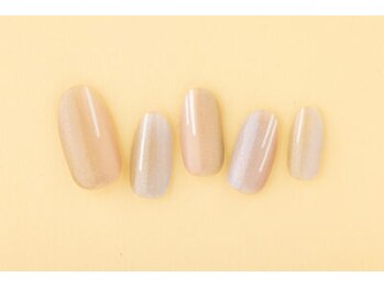 ヴァンネイル(VINGT NAIL nail&eye beauty)/ホワイトシンプルネイル