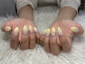 バターイエロー × y2k