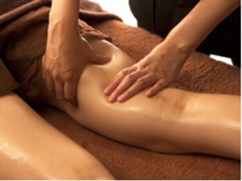 ラジェ 浜松小豆餅店(LAGE)/【脚集中歪み矯正】すっきり脚へ