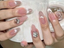 ヴィーナスネイル(Venus Nail)/大人気マグネットフレンチ