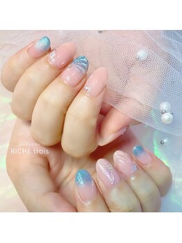 リッシュ トロワ(RICHE trois)/夏っぽブルーのマーメイドネイル