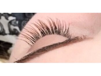 フリルアイビューティ 豊中店(Frill Eye Beauty)/