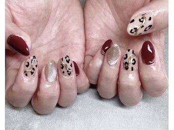 アニマルネイル