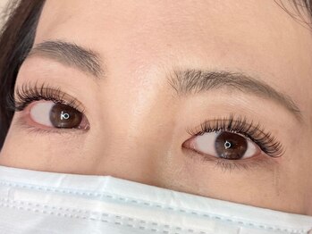 テトテ ビューティーラボ アイラッシュ(tetote beauty Labo)の写真/1本1本を濃くする最新技術『バインドロック』でまるでアイラインを引いたようなお目元のボリューム感に◎