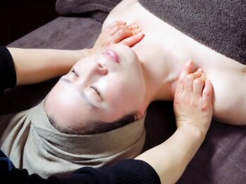 トータルビューティーリキ(RIKI)/フェイシャルリンパマッサージ