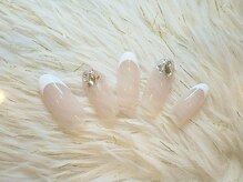 トータルビューティーアリエス(Aries)/フレンチ、ラメ