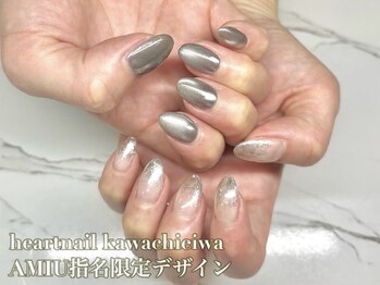 左右非対称ネイル♪