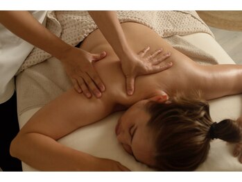 ユルリンパ(Yuru Lymph)/お背中トリートメント