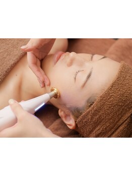 ホウレイ線・たるみ改善！予防ケア