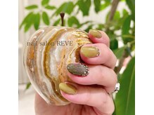 ネイルサロン レーヴ(NAIL SALON REVE)/ピスタチオカラー