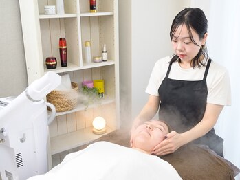 ソーレ(Sole)/《REVI ハーブピーリング3》