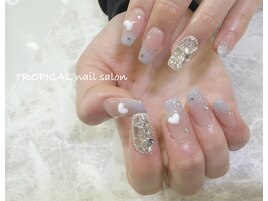 ビジューネイル