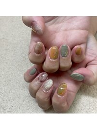おしゃれ配色のマグネットネイル