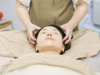 サロンドットブレスドットケイ(salon.bless.k)の写真/【小顔/フェイシャル/毛穴/冷え】お肌のお悩みご相談下さい。丁寧なカウンセリング×高技術で理想の肌へ＊