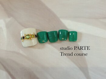 スタジオパルテ ネイルアイラッシュ(studio PARTE)/定額フット　トレンドコース