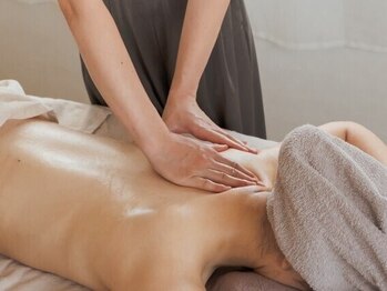 ボディヒーリング(Body Healing)の写真/【辛いコリ/むくみスッキリ◎全身オイルマッサージ60分¥8800~/90分¥13200~】新規、再来によって金額変動有