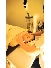 ヨリーズサロン(yoris.salon)/デコルテも丁寧にほぐします