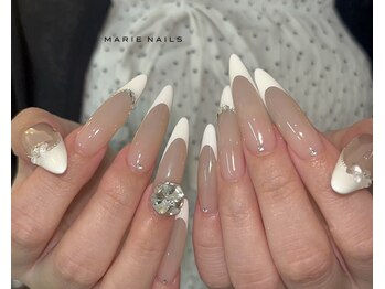 マリーネイルズ 青山店(MARIE NAILS)の写真/ちゅるんと美爪♪長さ出し10本で叶える大人可愛いロングフレンチ☆サンプル多数◎1week保証付
