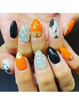 ルフリーク(Le Freak)/ストーン埋め尽くしネイル