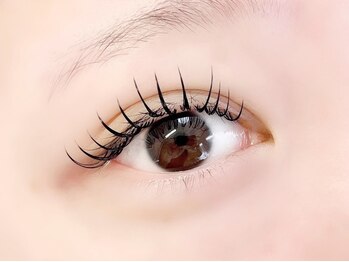 ミウティー(miutty)の写真/〈厳選したこだわり商材のみを使用☆まつげをケアしながら施術〉初めての方にもオススメ☆