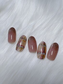 ミテソロ(mi tesoro)/2024年10月定額ネイル 7700